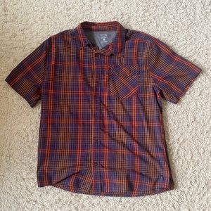 XL Mountain Hardware Short Sleeve Button Down